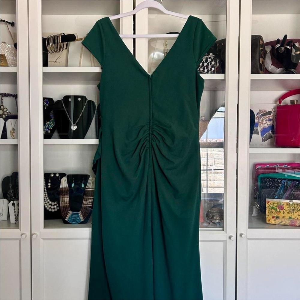 GREEN RUFFLE MAXI DRESS - Picture 3 of 4